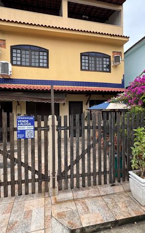 Casa de condomínio à venda com 300m², 4 quartos e 3 vagas Casa de condomínio à venda com 300m², 4 quartos e 3 vagasPlaquinha Quinto Andar