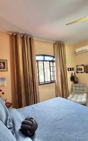 Casa de condomínio à venda com 300m², 4 quartos e 3 vagas Casa de condomínio à venda com 300m², 4 quartos e 3 vagasQuarto 1