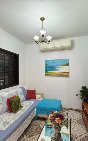 Casa de condomínio à venda com 300m², 4 quartos e 3 vagas Casa de condomínio à venda com 300m², 4 quartos e 3 vagasSala