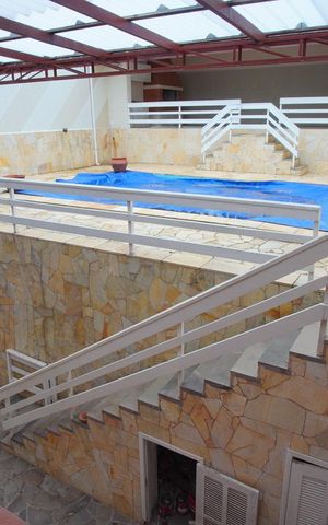 Casa à venda com 288m², 4 quartos e 3 vagasQuarto 3 - Vista