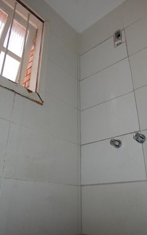 Casa à venda com 288m², 4 quartos e 3 vagasBanheiro Social