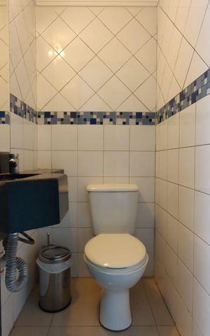 Casa à venda com 330m², 3 quartos e 5 vagasLavabo da Área Gourmet