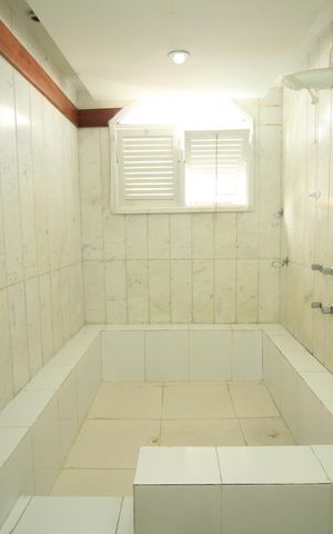 Casa para alugar com 800m², 6 quartos e 6 vagas Casa para alugar com 800m², 6 quartos e 6 vagasBanheiro Suíte 2