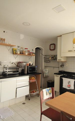 Casa para alugar com 800m², 6 quartos e 6 vagas Casa para alugar com 800m², 6 quartos e 6 vagasCozinha