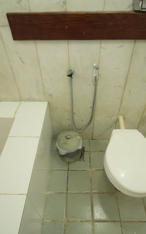 Casa para alugar com 800m², 6 quartos e 6 vagas Casa para alugar com 800m², 6 quartos e 6 vagasBanheiro Suíte 2