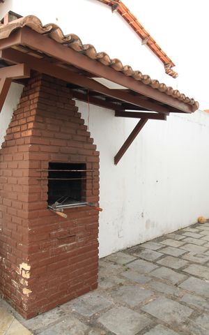 Casa para alugar com 800m², 6 quartos e 6 vagas Casa para alugar com 800m², 6 quartos e 6 vagasÁrea externa