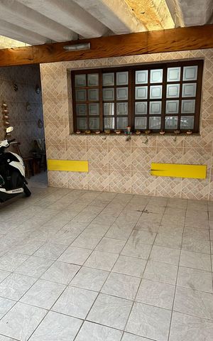 Casa à venda com 183m², 3 quartos e 2 vagas Casa à venda com 183m², 3 quartos e 2 vagasÁrea Externa