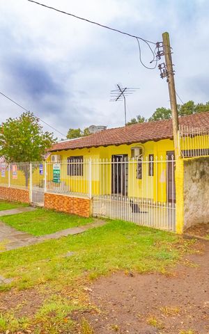 Casa à venda com 100m², 2 quartos e 1 vaga Casa à venda com 100m², 2 quartos e 1 vagaFachada/Vista da Rua