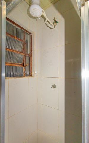 Casa à venda com 100m², 2 quartos e 1 vaga Casa à venda com 100m², 2 quartos e 1 vagaBanheiro