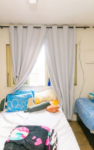 Casa à venda com 175m², 4 quartos e 2 vagas Casa à venda com 175m², 4 quartos e 2 vagasQuarto