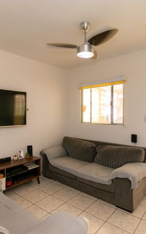 Casa à venda com 175m², 4 quartos e 2 vagas Casa à venda com 175m², 4 quartos e 2 vagasCasa 3 - Sala