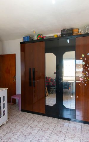 Casa à venda com 175m², 4 quartos e 2 vagas Casa à venda com 175m², 4 quartos e 2 vagasCasa 3 - Quarto 2