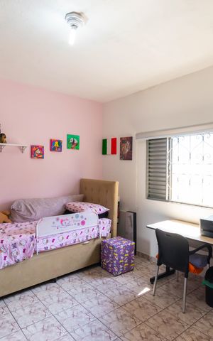 Casa à venda com 175m², 4 quartos e 2 vagas Casa à venda com 175m², 4 quartos e 2 vagasCasa 3 - Quarto 2