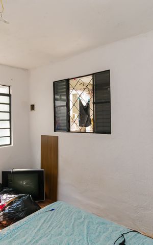 Casa à venda com 175m², 4 quartos e 2 vagas Casa à venda com 175m², 4 quartos e 2 vagasCasa 2 - Sala/Quarto