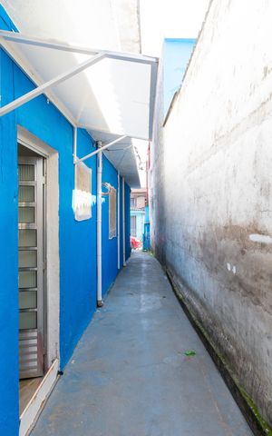 Casa à venda com 175m², 4 quartos e 2 vagas Casa à venda com 175m², 4 quartos e 2 vagasCorredor Externo
