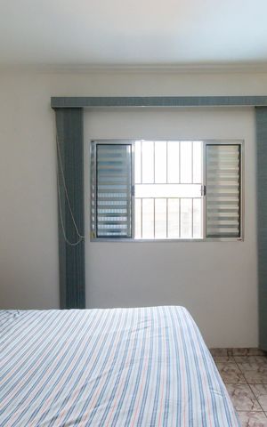 Casa à venda com 175m², 4 quartos e 2 vagas Casa à venda com 175m², 4 quartos e 2 vagasCasa 3 - Quarto 1