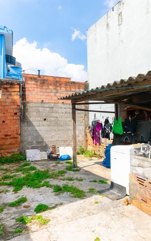 Casa à venda com 175m², 4 quartos e 2 vagas Casa à venda com 175m², 4 quartos e 2 vagasÁrea de Serviço 2