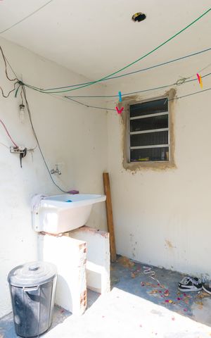 Casa à venda com 175m², 4 quartos e 2 vagas Casa à venda com 175m², 4 quartos e 2 vagasÁrea de Serviço