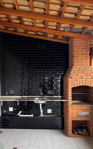 Apartamento à venda com 107m², 2 quartos e 2 vagas Apartamento à venda com 107m², 2 quartos e 2 vagasÁrea - Churrasqueira