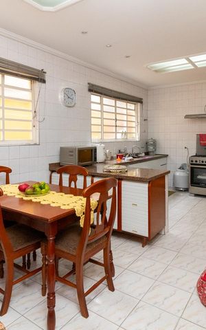 Casa à venda com 125m², 3 quartos e 2 vagasCozinha