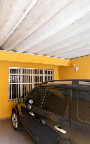 Casa à venda com 125m², 3 quartos e 2 vagasGaragem