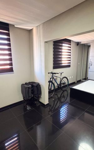Apartamento para alugar com 300m², 4 quartos e 2 vagas Apartamento para alugar com 300m², 4 quartos e 2 vagasQuarto