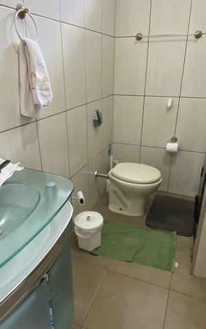 Casa à venda com 426m², 8 quartos e 2 vagas Casa à venda com 426m², 8 quartos e 2 vagasCasa 2 - Banheiro