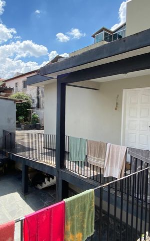 Casa à venda com 426m², 8 quartos e 2 vagas Casa à venda com 426m², 8 quartos e 2 vagasQuintal