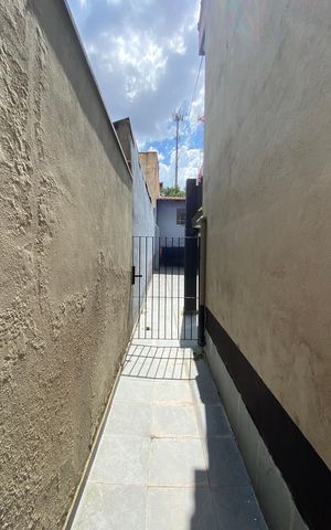 Casa à venda com 426m², 8 quartos e 2 vagas Casa à venda com 426m², 8 quartos e 2 vagasQuintal