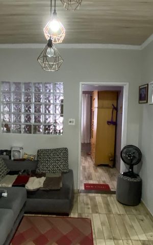 Casa à venda com 426m², 8 quartos e 2 vagas Casa à venda com 426m², 8 quartos e 2 vagasCasa 1 - Sala