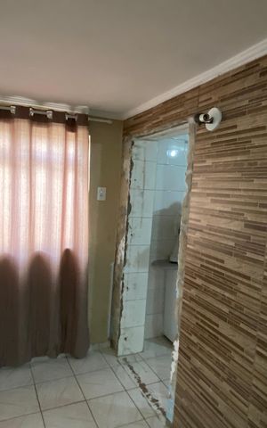 Casa à venda com 426m², 8 quartos e 2 vagas Casa à venda com 426m², 8 quartos e 2 vagasCasa 2 - Porão - Quarto 3