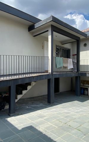Casa à venda com 426m², 8 quartos e 2 vagas Casa à venda com 426m², 8 quartos e 2 vagasQuintal