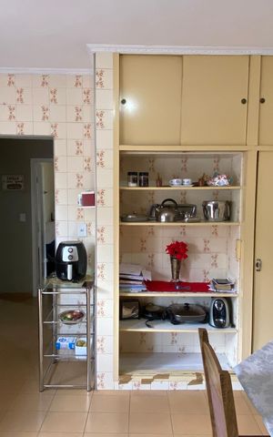 Casa à venda com 426m², 8 quartos e 2 vagas Casa à venda com 426m², 8 quartos e 2 vagasCasa 2 - Cozinha