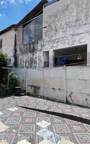 Casa à venda com 426m², 8 quartos e 2 vagas Casa à venda com 426m², 8 quartos e 2 vagasQuintal
