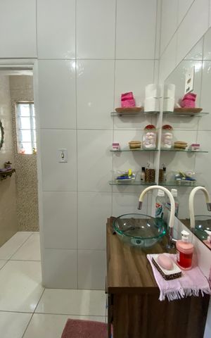 Casa à venda com 426m², 8 quartos e 2 vagas Casa à venda com 426m², 8 quartos e 2 vagasBanheiro
