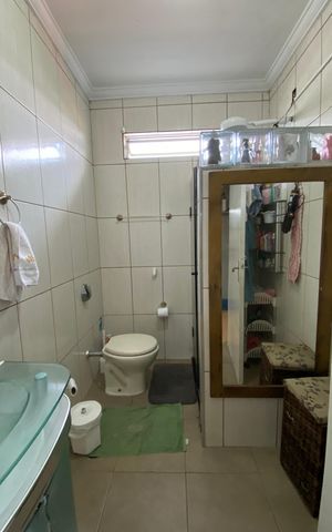Casa à venda com 426m², 8 quartos e 2 vagas Casa à venda com 426m², 8 quartos e 2 vagasCasa 2 - Banheiro