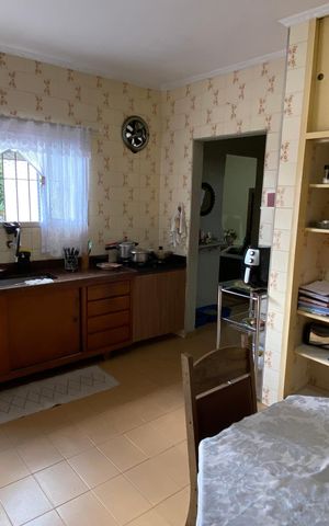 Casa à venda com 426m², 8 quartos e 2 vagas Casa à venda com 426m², 8 quartos e 2 vagasCasa 2 - Cozinha