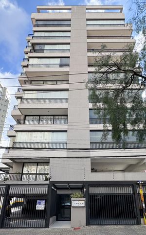 Studio para alugar com 42m², 1 quarto e 1 vaga Studio para alugar com 42m², 1 quarto e 1 vagaFachada