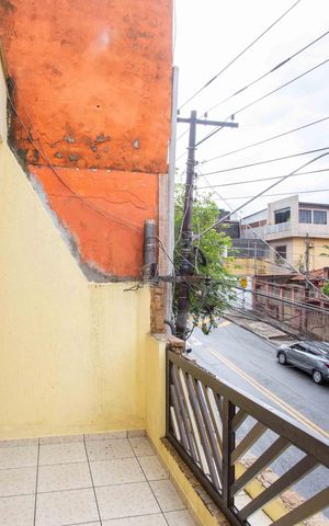Casa à venda com 226m², 4 quartos e 2 vagasVaranda
