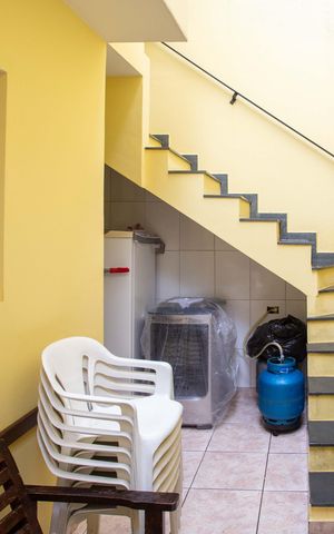 Casa à venda com 226m², 4 quartos e 2 vagasÁrea comum