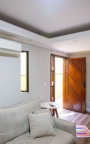 Casa à venda com 226m², 4 quartos e 2 vagasSala