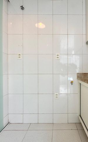 Apartamento para alugar com 80m², 3 quartos e sem vaga Apartamento para alugar com 80m², 3 quartos e sem vagaCozinha
