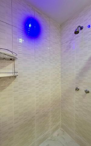 Apartamento para alugar com 80m², 3 quartos e sem vaga Apartamento para alugar com 80m², 3 quartos e sem vagaBanheiro