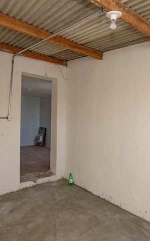 Casa à venda com 150m², 2 quartos e 2 vagas Casa à venda com 150m², 2 quartos e 2 vagasÁrea de serviço