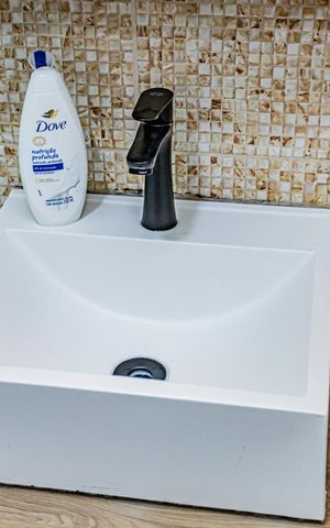Apartamento à venda com 65m², 2 quartos e 1 vaga Apartamento à venda com 65m², 2 quartos e 1 vagaBanheiro