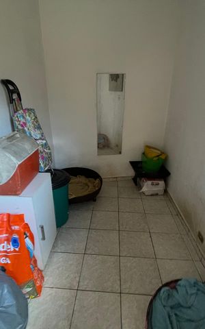 Casa à venda com 250m², 5 quartos e 2 vagas Casa à venda com 250m², 5 quartos e 2 vagasÁrea de Serviço