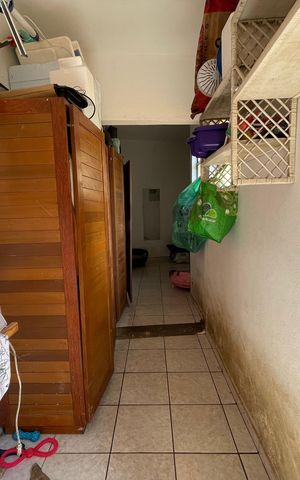 Casa à venda com 250m², 5 quartos e 2 vagas Casa à venda com 250m², 5 quartos e 2 vagasÁrea de Serviço