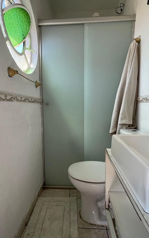 Casa à venda com 250m², 5 quartos e 2 vagas Casa à venda com 250m², 5 quartos e 2 vagasBanheiro da Suíte 2