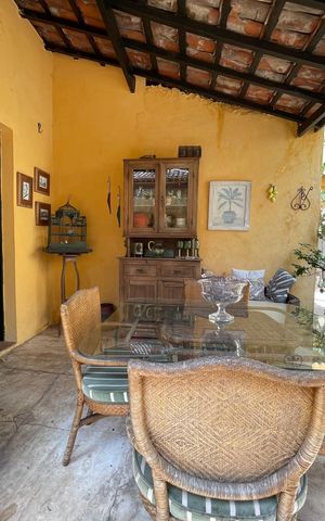 Casa à venda com 250m², 5 quartos e 2 vagas Casa à venda com 250m², 5 quartos e 2 vagasQuintal