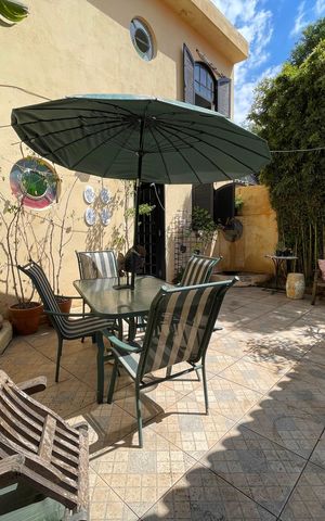 Casa à venda com 250m², 5 quartos e 2 vagas Casa à venda com 250m², 5 quartos e 2 vagasQuintal